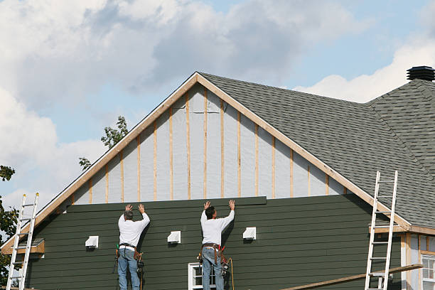 Professional Siding technician working in Milford, OH